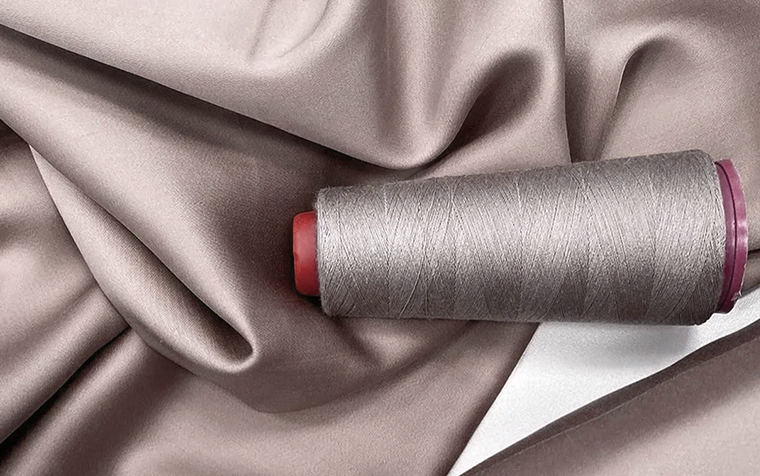 Benang berputar tersuai